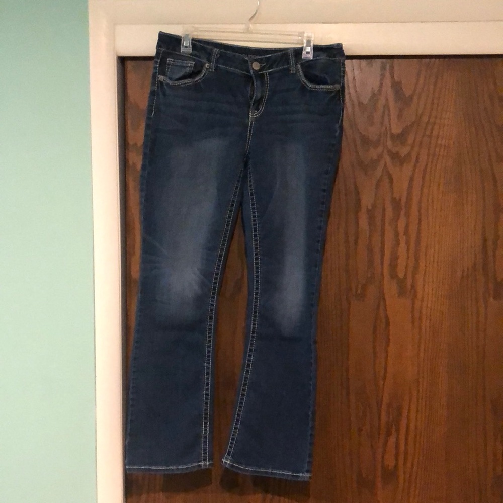 Maurices jeans